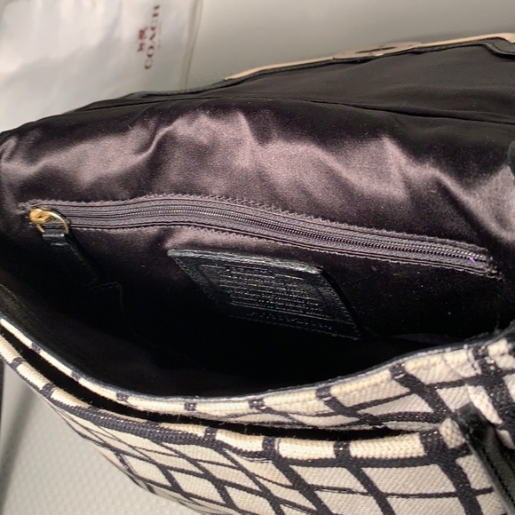 Coach Madison Small Sadie Flap Satchel In Graphic Print - Picture 15 of 15